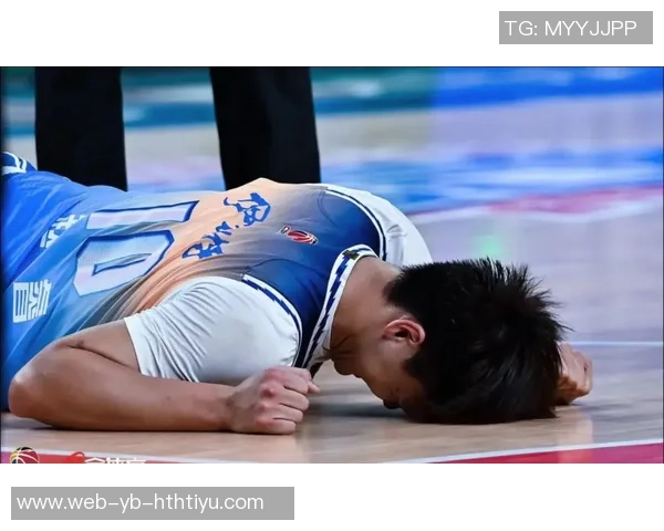 小曾季前赛拼劲十足媒体人分析合同压力促球员表现 小曾季前赛拼劲十足媒体人分析合同压力促球员表现